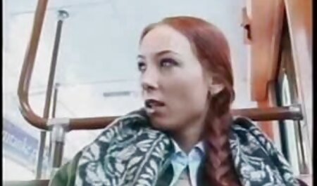 من یک زیبایی روسیه عکس سکسی زیبا ناوک در مقابل دوست دختر محدود او
